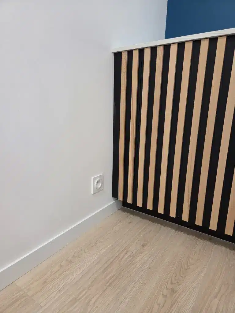 Détail de finition des fileurs du meuble sur mesure